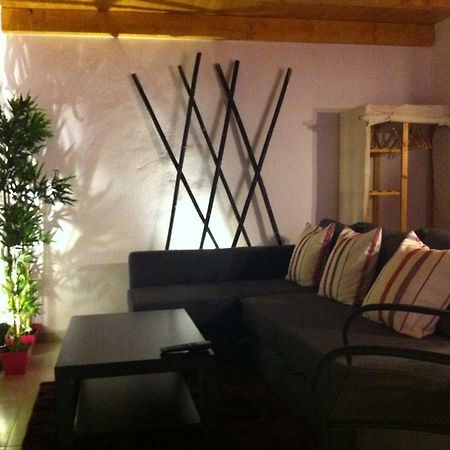 Lovely House Lagos Esterno foto