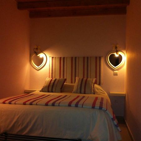 Lovely House Lagos Esterno foto