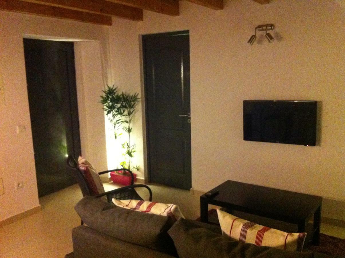 Lovely House Lagos Esterno foto
